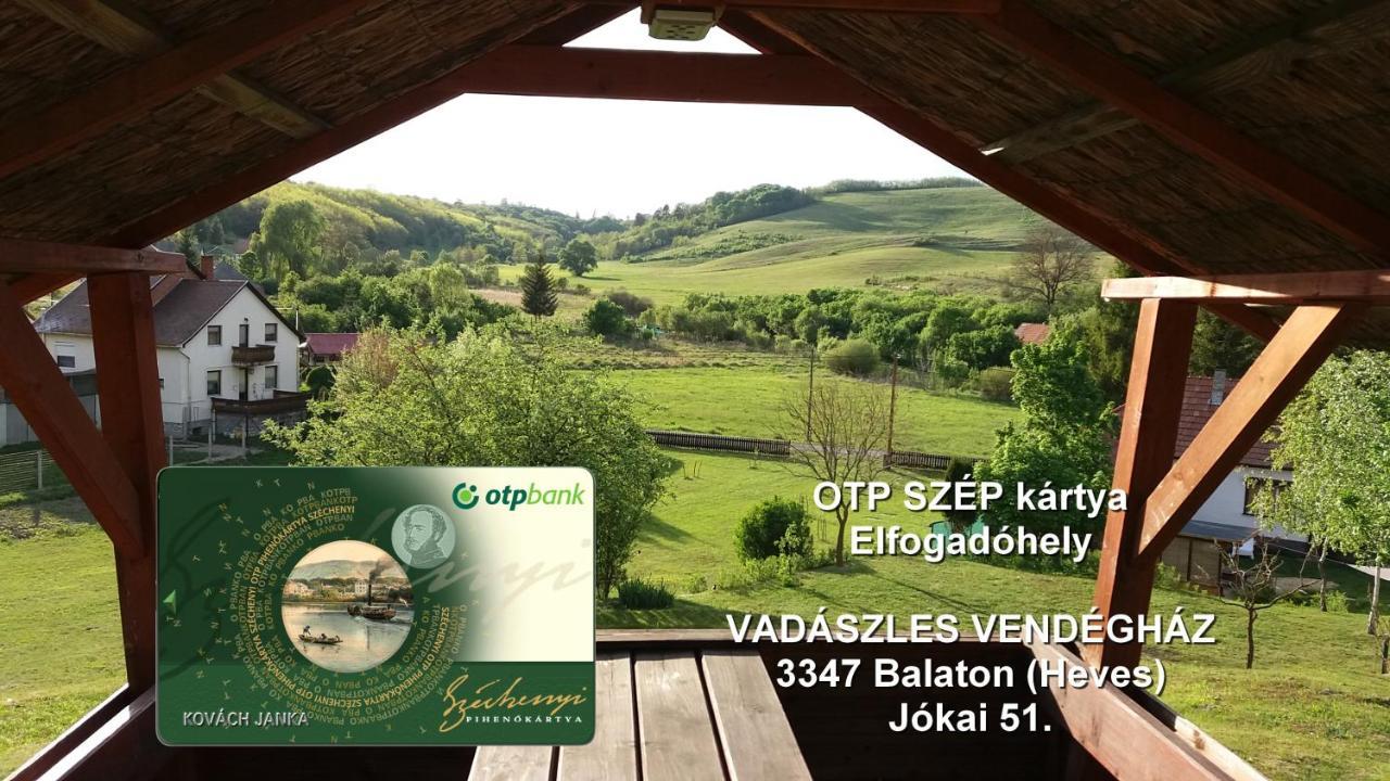 Vadaszles Vendeghaz Bukkszentmarton Buitenkant foto